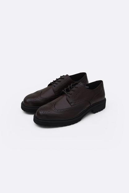 CLASSIC LEATHER BROGUES