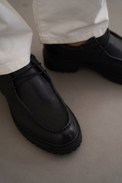 LEATHER MOC-TOE SHOES
