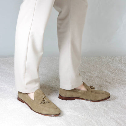 Handmade suede moccasin with beige tassels