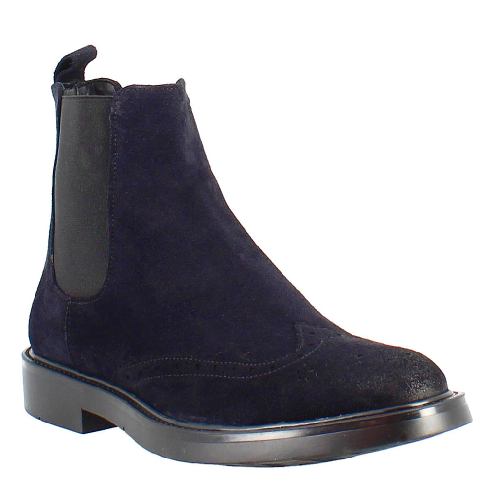 Chelsea boot in blue suede with rubber sole